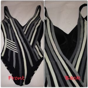 Gottex Grey & Black Zig Zag swim bathing suit 12