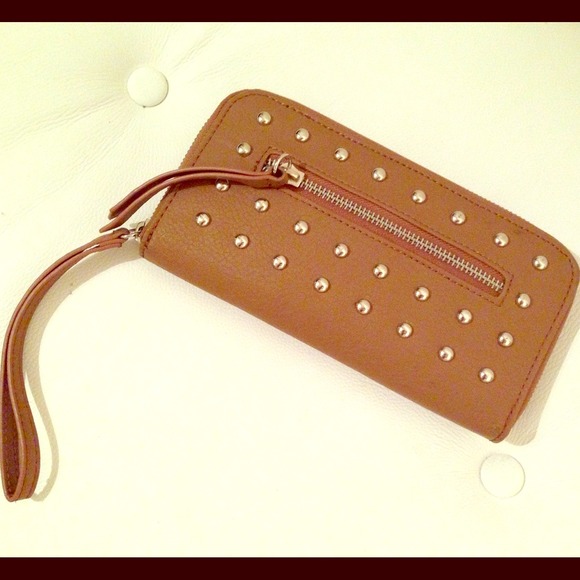 LP Handbags - Moving Sale! Studded Tan Continental Wallet