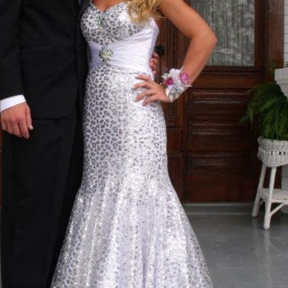 Prom dress