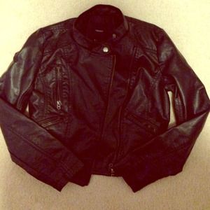 Forever 21 cropped leather jacket