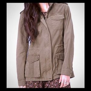 Forever 21 utility jacket 💥PRICE TO SELL💥