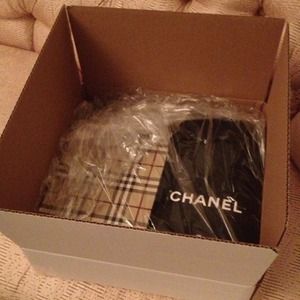 Leave Shipping Questions here:)