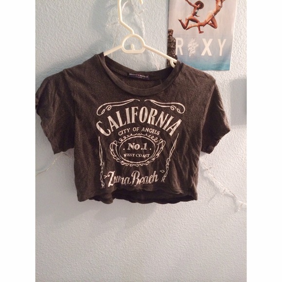 BM crop top 🌴