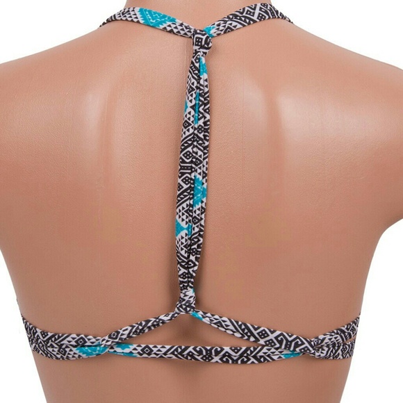 Acacia yelapa top (s) in thai