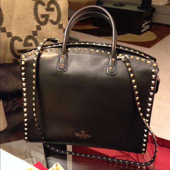 ❌❌SOLD❌❌Valentino Rockstud Garavani Dome Bag