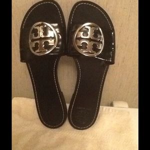 FOR @PAIGELONG TORY BURCH "GRANIA" SLIDE**