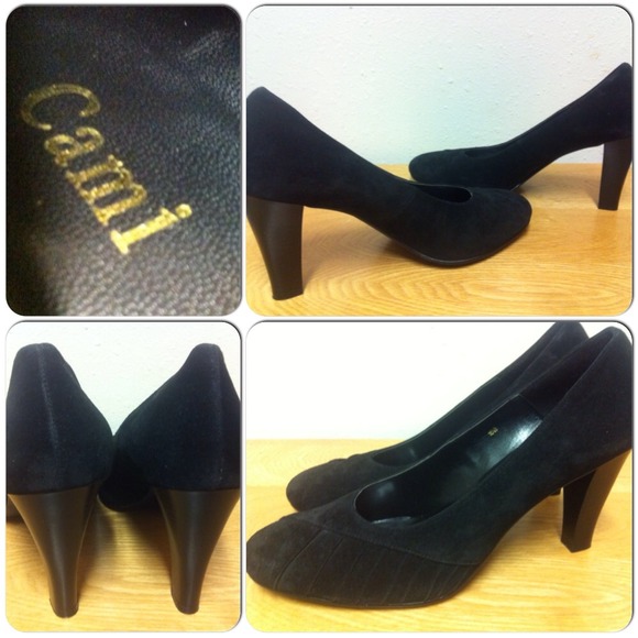 NIB! Classic black suede pumps - Cami - Picture 2 of 3