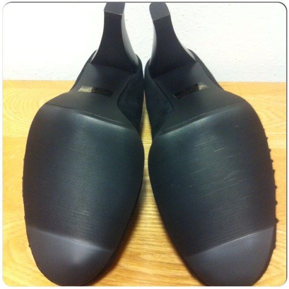 NIB! Classic black suede pumps - Cami - Picture 3 of 3