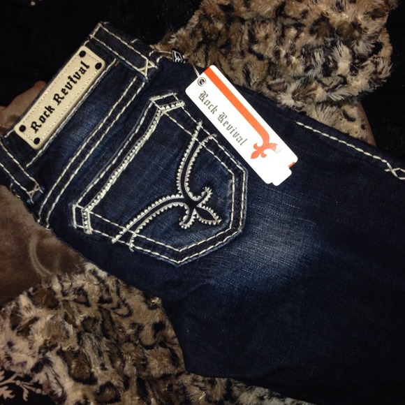 Brand new Rock Revival skinnies!