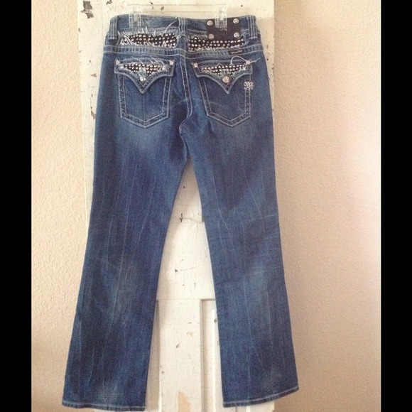 Miss Me jeans/BUNDLED - Picture 3 of 4