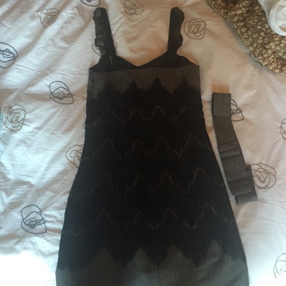 SOLD! Forever21 dress - Picture 2 of 4