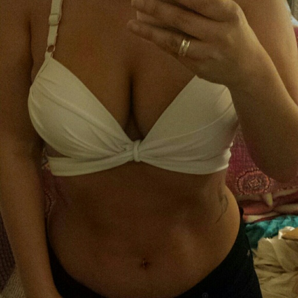 SOLD IN BUNDLE - Picture 4 of 4