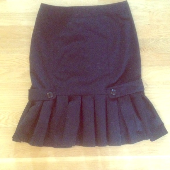 A. Byer- from Parasian Dresses & Skirts - Black mid-length skirt