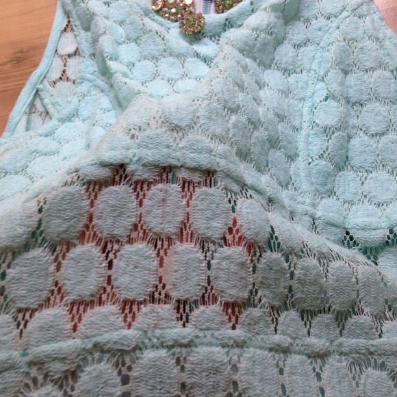 Sold - Picture 3 of 4