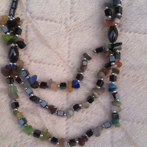 Multi Gemstone Necklace NEW has Magnetic Clasp - Picture 4 of 4
