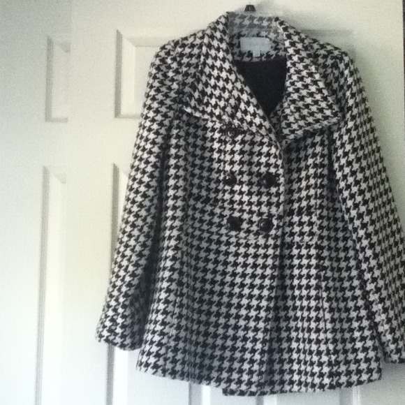 Relativity Outerwear - Perfect Condition Winter Coat