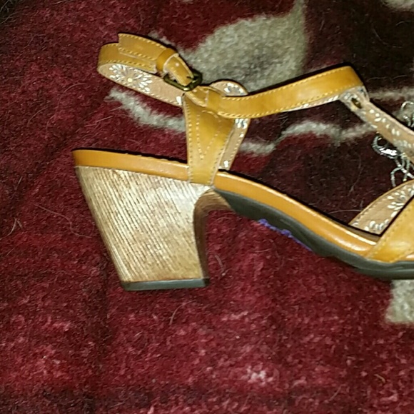 Clark's indigo sandals - Picture 3 of 3