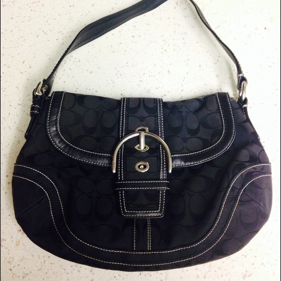 ✨REDUCED PRICE✨Coach Signature Black Purse