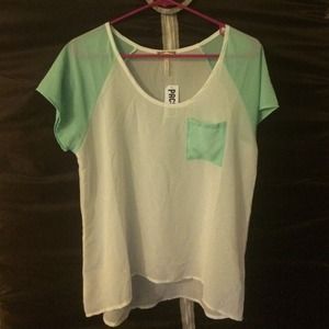 Kirra size small too