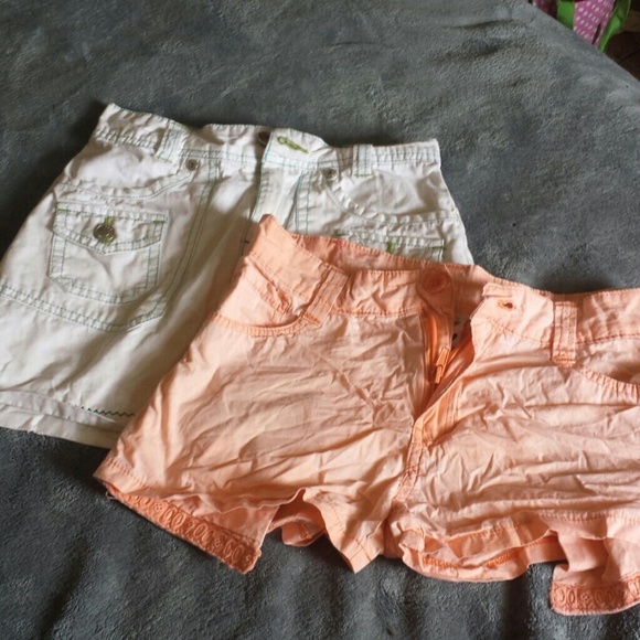 Little girl skirt and shorts