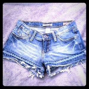 ✂SALE NWOT👀!!! Lucky Brand 🍀Cut Off Short