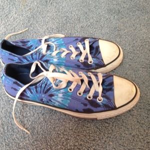 Converse tye dye canvas sneaker size 8