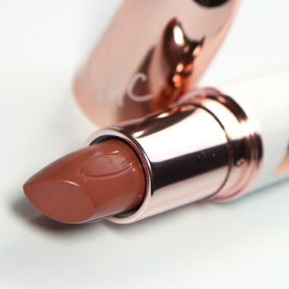 Two Mac bad girl riri