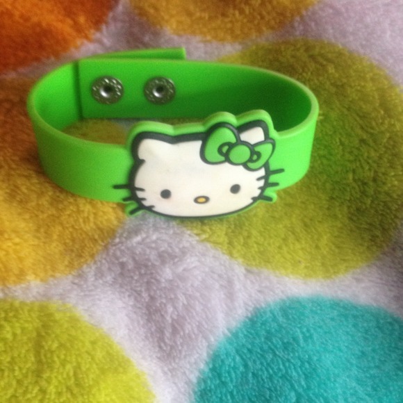 Hello kitty bracelet