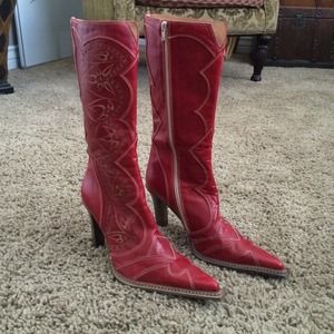 Cherry red Destroy Boots