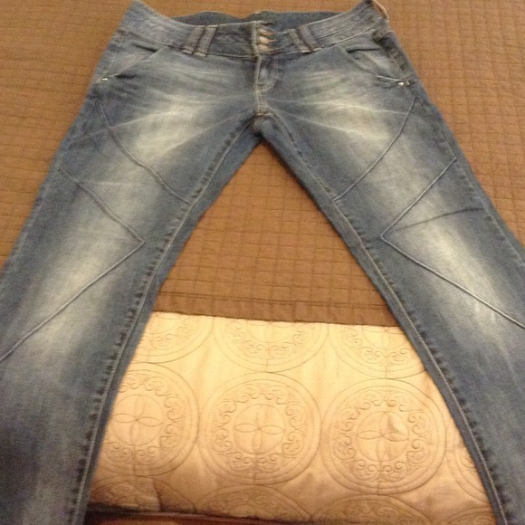Esprit jeans detailed stitching,crystal on pockets