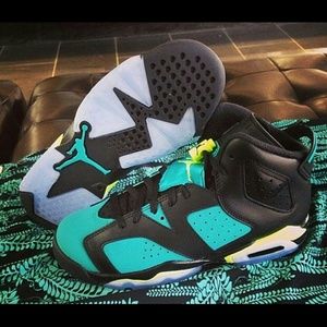 AIR JORDAN RETRO 6