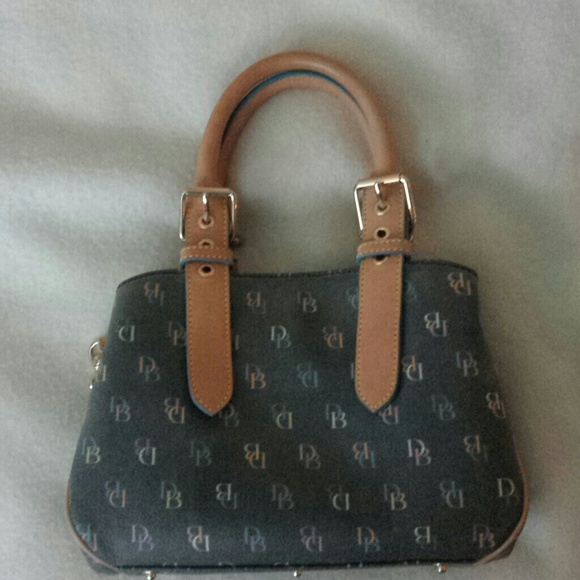 Dooney & Bourke Purse
