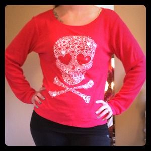 Skull sweater
