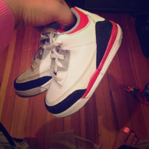 Jordan 3s