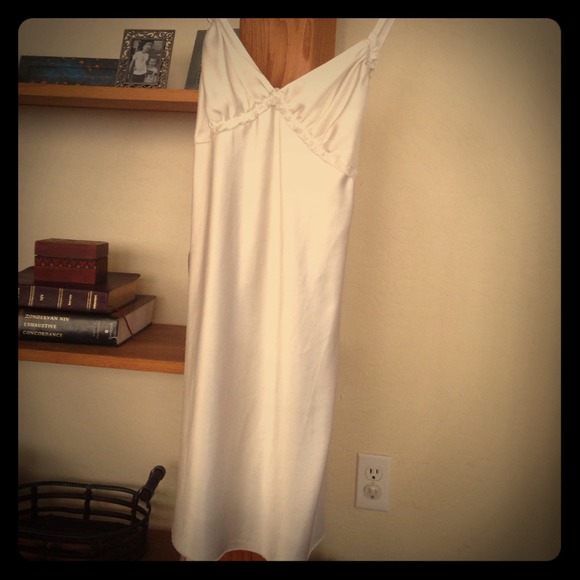 White Vera Wang nightgown