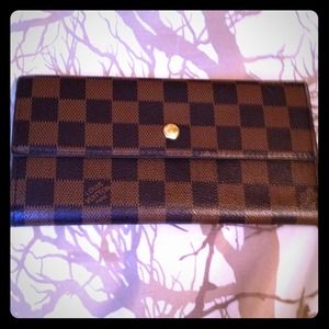 RESERVED FOR domrt2003 Brown Checkered wallet