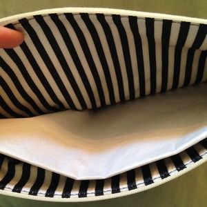 kate spade Bags - Kate Spade 'Eat Cake for Breakfast' Pouch kate spade Bags - Kate Spade 'Eat Cake for Breakfast' Pouch