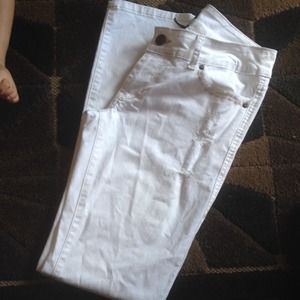 White pants a.n.a size 6
