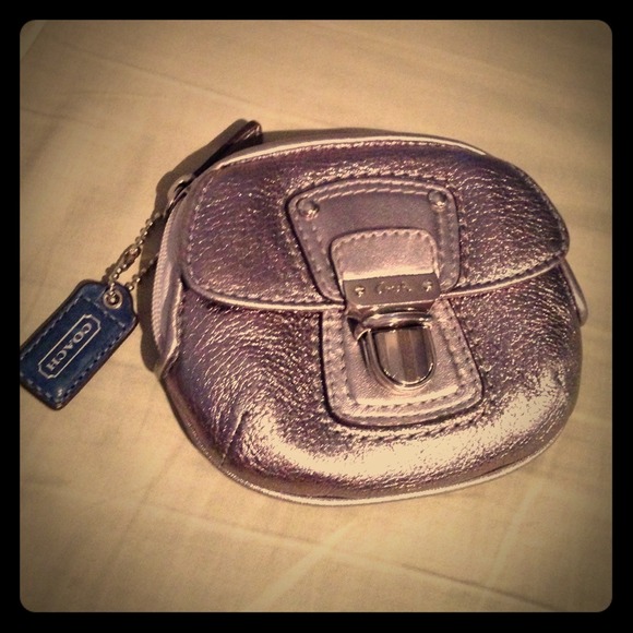 Coach Silver Coin Purse👛