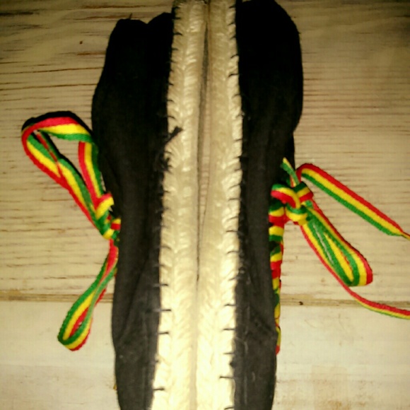 "ONE LOVE, ONE HEART"... FEELS ALRIGHT!! - Picture 2 of 3