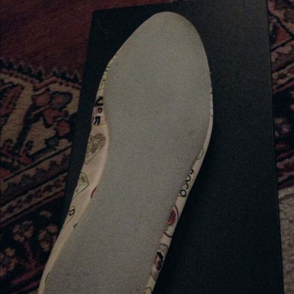 ๐ฏAuthentic Chanel flats โค๏ธ - Picture 4 of 4