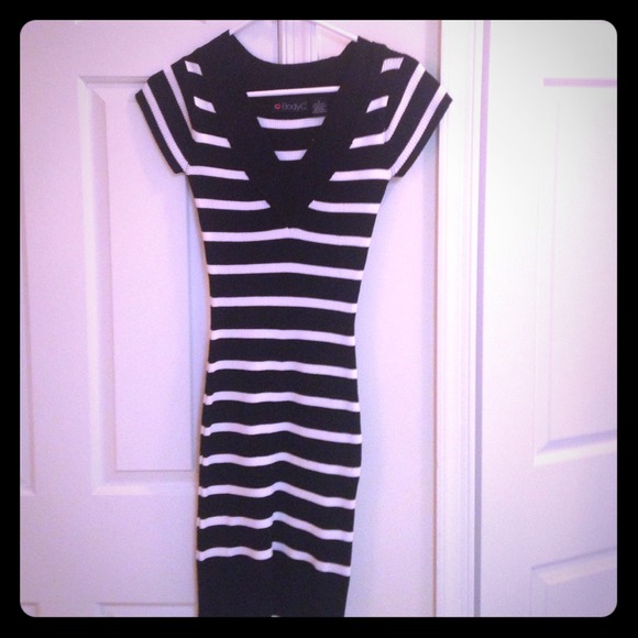Short sleeve Body Central dress