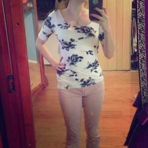 White and rose print top