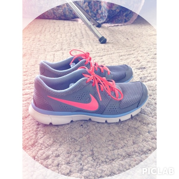 Nike shoes