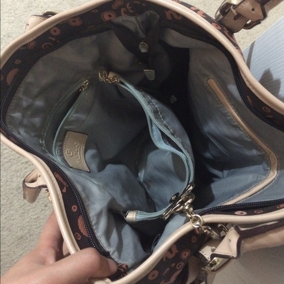 Handbag - Picture 4 of 4