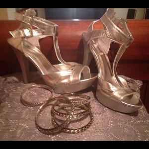 SILVER HEELS