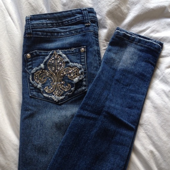 Gem Pocket Straight legged jeans