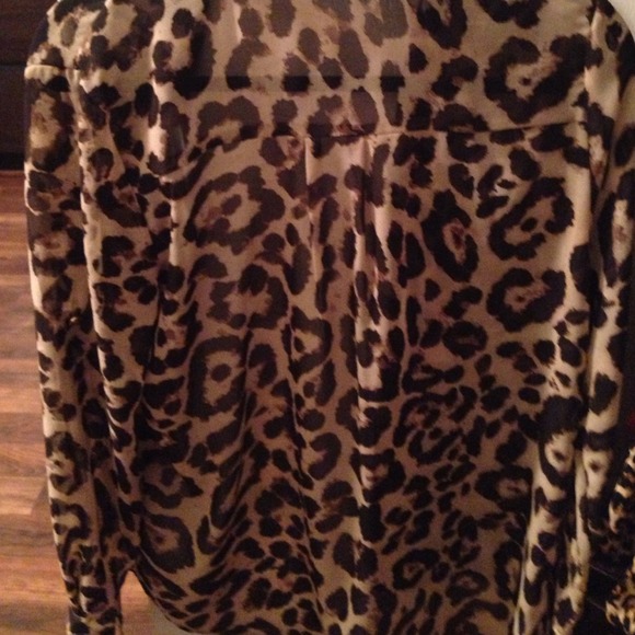 Top - Picture 3 of 3