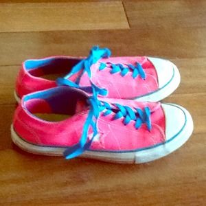 Hot pink converse woman's size 6.5