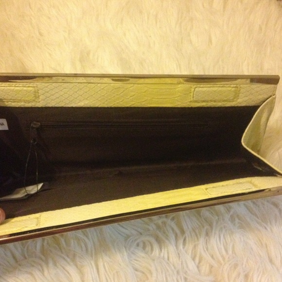 Purse - Picture 2 of 2